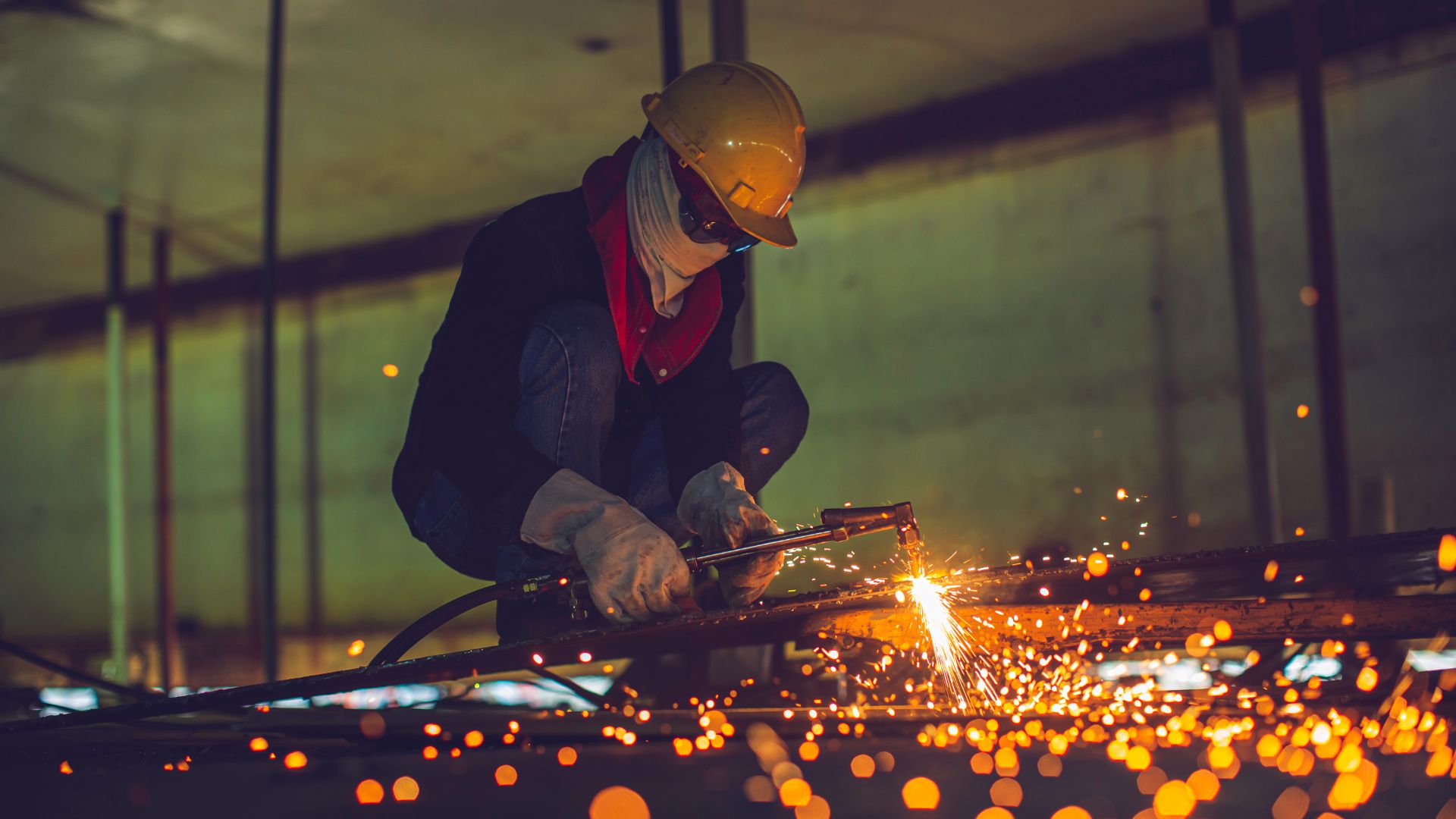 Aplicación de Técnicas de Trabajo Seguro en Espacios Confinados